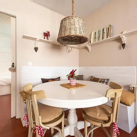 Musales ☆ Apartamento Para 4 Personas Con Ascensor 아파트 *